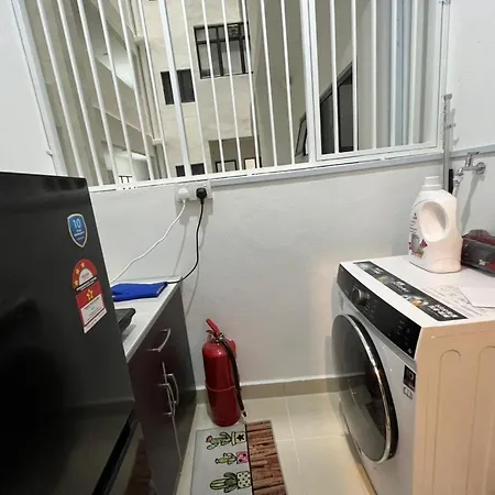 Traders Garden , Cheras Trader Square 3 Bedroom Balakong Serdang Exterior photo