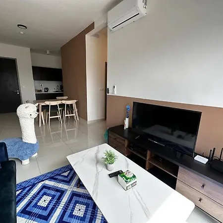 Traders Garden , Cheras Trader Square 3 Bedroom Balakong Serdang Exterior photo